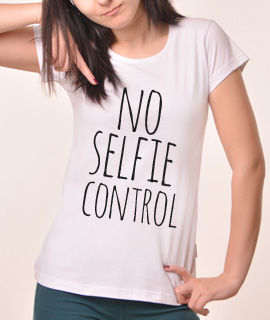 Zenska Rules majica sa natpisom No selfie Control - Proizvod