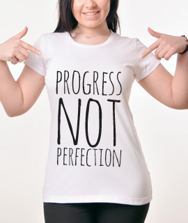 Zenska Rules majica sa natpisom Progress Not Perfection - Proizvod